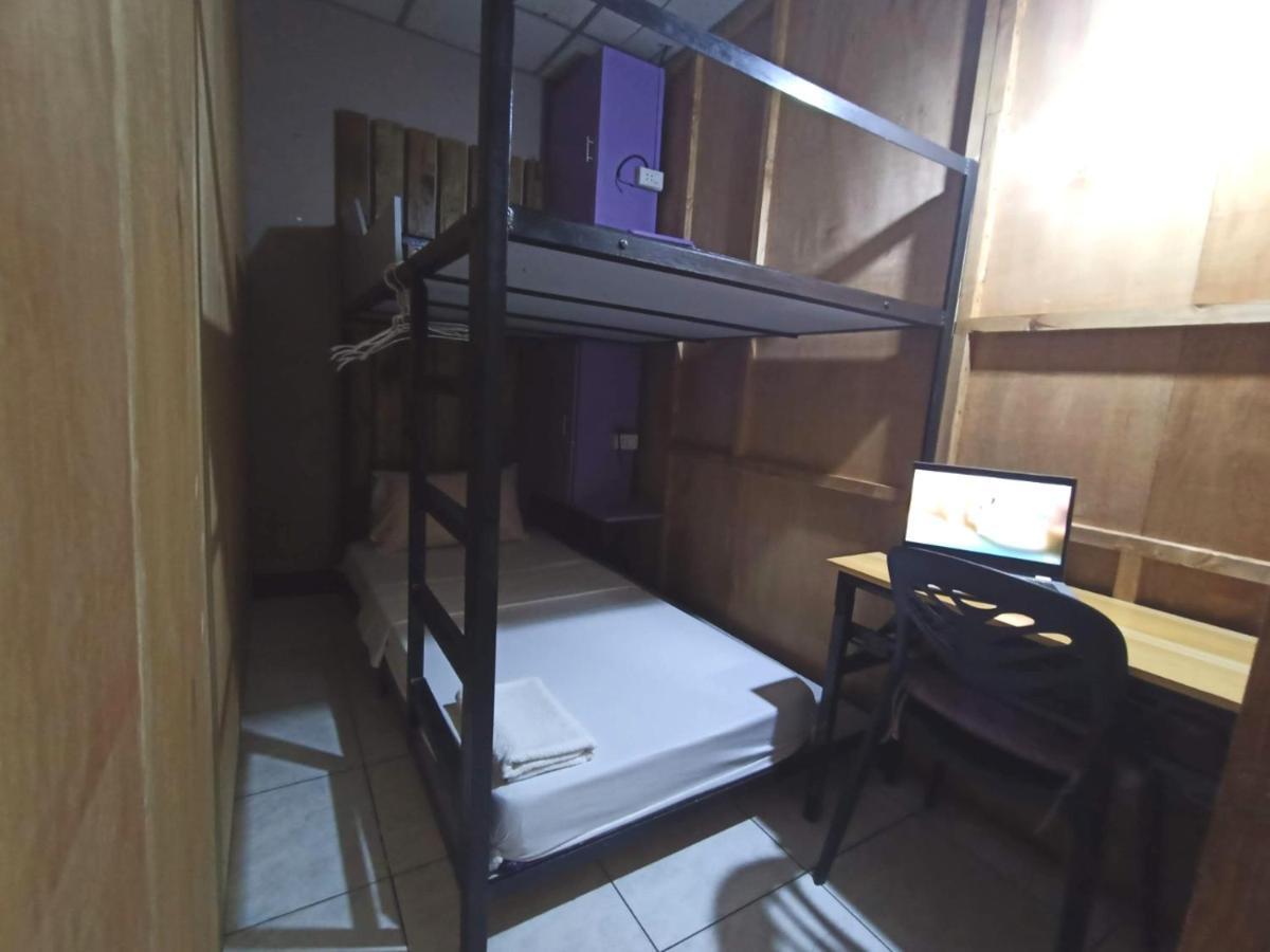 Manila Nomads Hostel Exterior foto